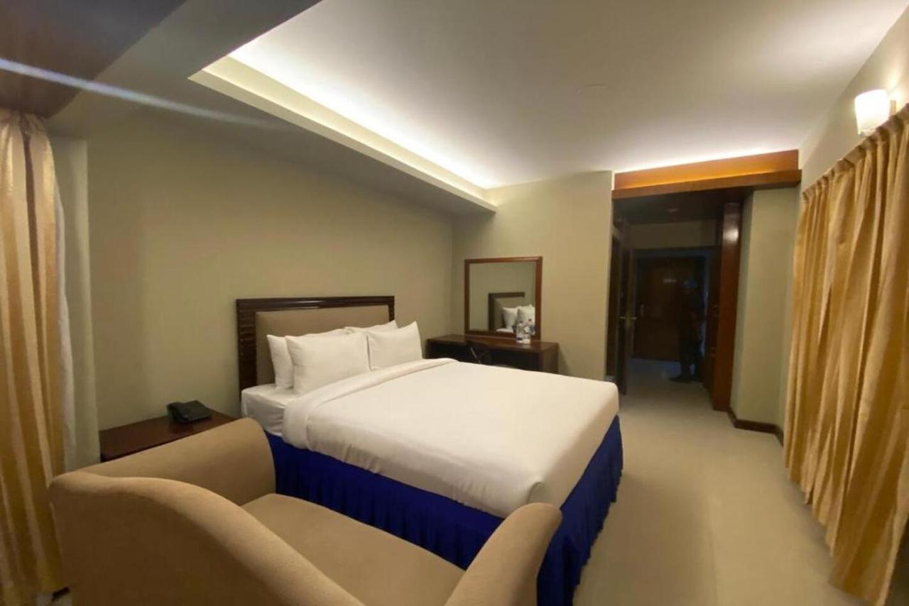 Hotel Fountain Dhaka Zewnętrze zdjęcie